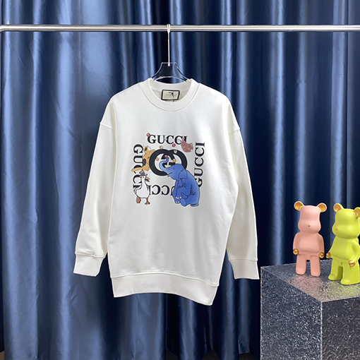 グッチ  象アルファベットプリントクルーネックパーカー