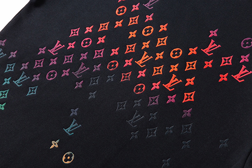 ルイヴィトン 24 ssグラデーション刺繍 スウェット長袖 Tシャツ