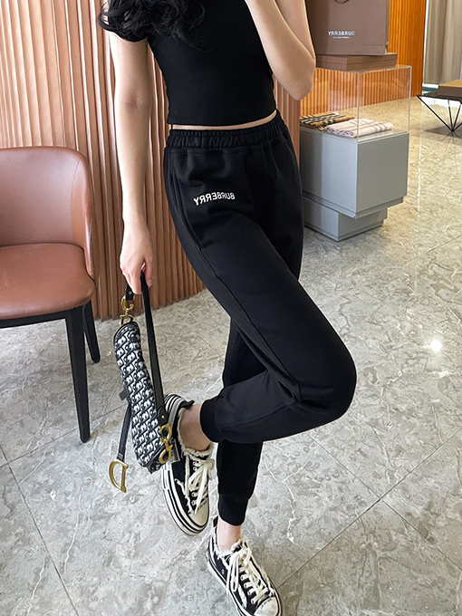 バーバリー コットンスポーツアンクルパンツ