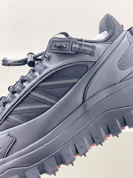 モンクレール トレイルグリップ Gore-Tex スニーカー