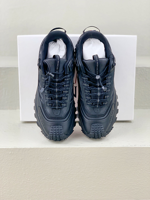 モンクレール トレイルグリップ Gore-Tex スニーカー