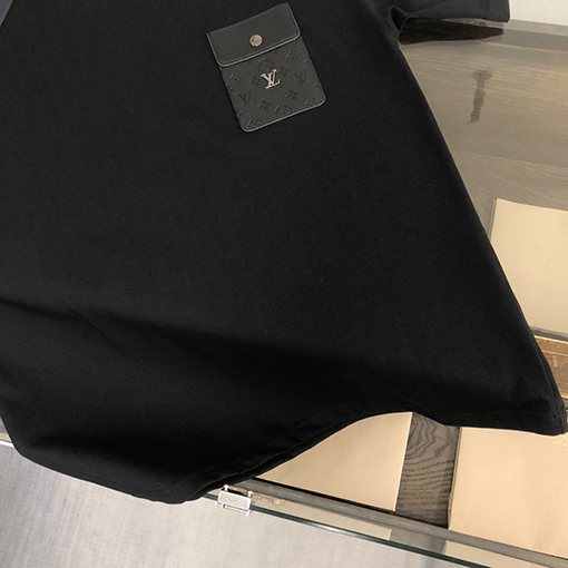ルイヴィトン LVピンレザー偽ポケットラウンドネック半袖Tシャツ
