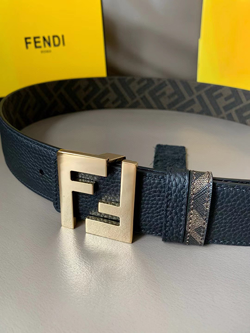 フェンディ 両面ベルト金バックル牛革ベルト