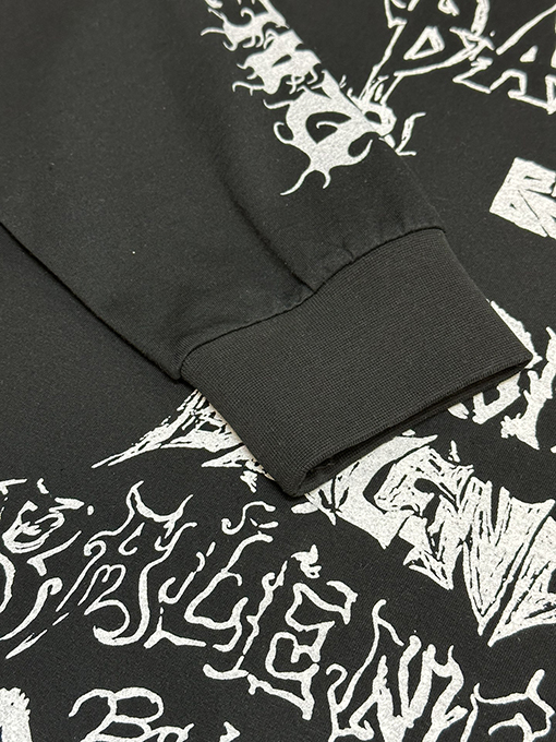 バレンシアガ 楽しいフォント長袖Tシャツ