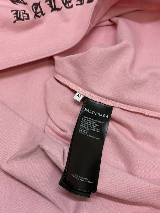 バレンシアガ 楽しいフォント長袖Tシャツ