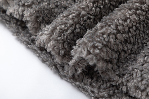トムブラウンコピー ファーラップ柔らかい暖かいルーズフィットコート