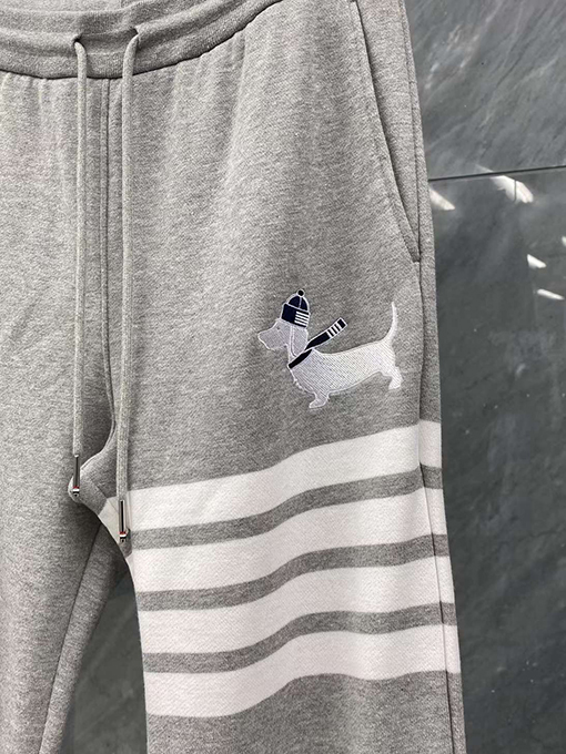 トムブラウン  フェスティバル犬の刺繍ウェットパンツ