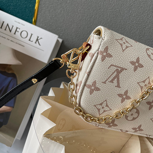 ルイヴィトン  Wallet On Chain Ivy ショルダーバッグ M81992
