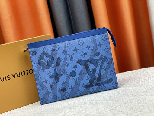 ルイヴィトン Pochette VoyageミディアムクラッチバッグM61692