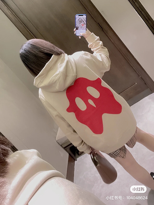 バーバリー  コットン モンスターシリーズパーカー