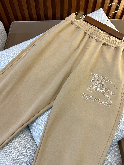 バーバリー 刺繍入りコットンスポーツパンツ