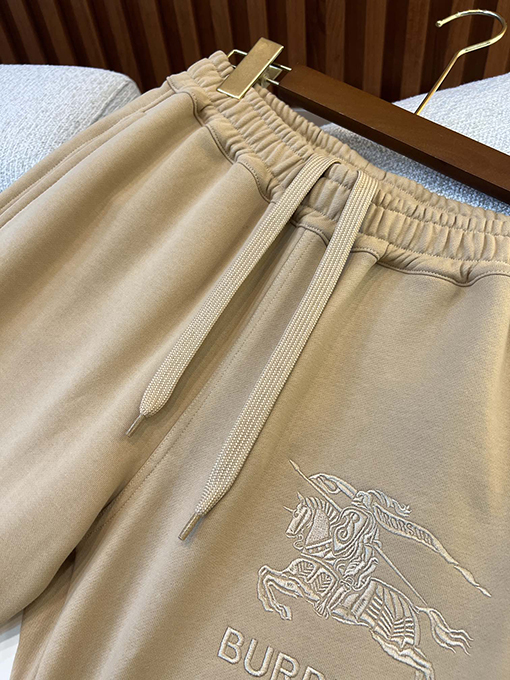 バーバリー 刺繍入りコットンスポーツパンツ