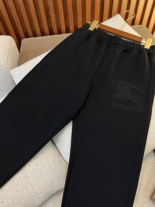バーバリー 刺繍入りコットンスポーツパンツ