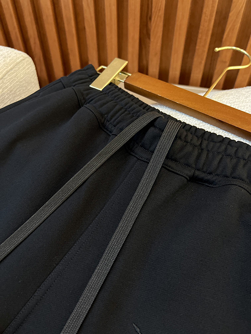 バーバリー 刺繍入りコットンスポーツパンツ