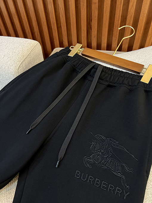 バーバリー 刺繍入りコットンスポーツパンツ