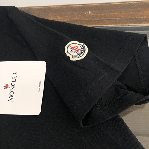 モンクレール 新しいネット半袖Tシャツ