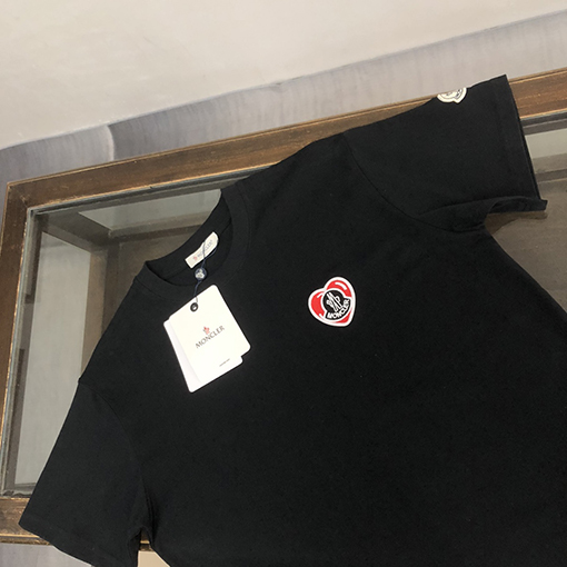 モンクレール ファッションの新しいカップルの半袖Tシャツ
