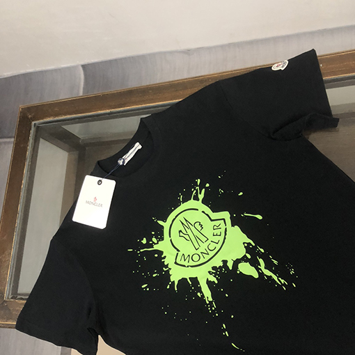 モンクレール 最新 ラウンドネック半袖Tシャツ