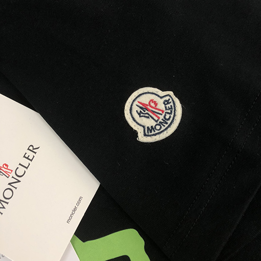 モンクレール 最新 ラウンドネック半袖Tシャツ