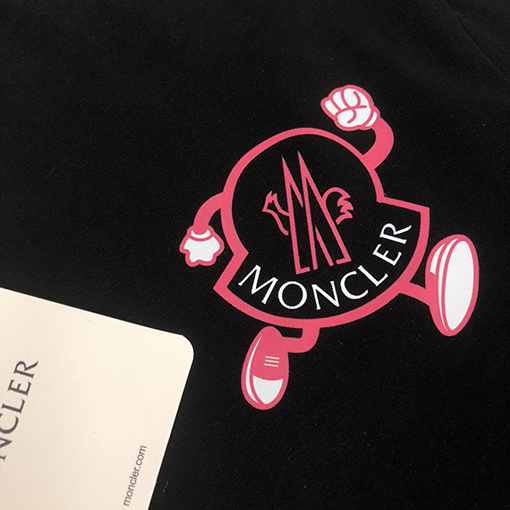 モンクレール スリムカットクルーネック半袖Tシャツ