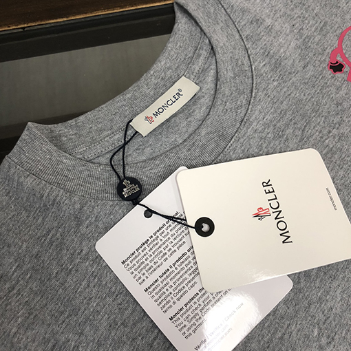 モンクレール スリムカットクルーネック半袖Tシャツ