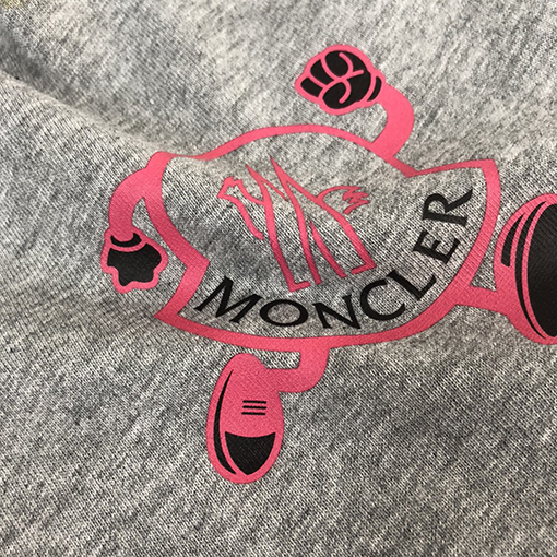 モンクレール スリムカットクルーネック半袖Tシャツ