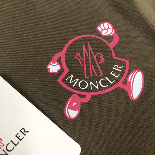 モンクレール スリムカットクルーネック半袖Tシャツ