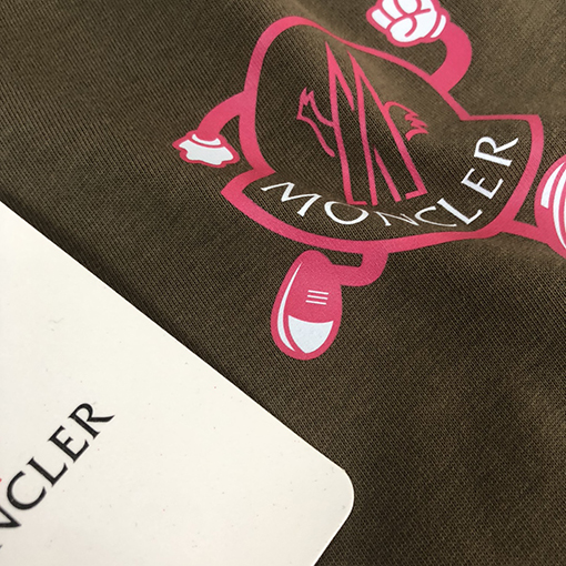 モンクレール スリムカットクルーネック半袖Tシャツ