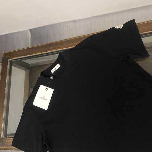 モンクレール   ファッションバック特徴プリント半袖Tシャツ