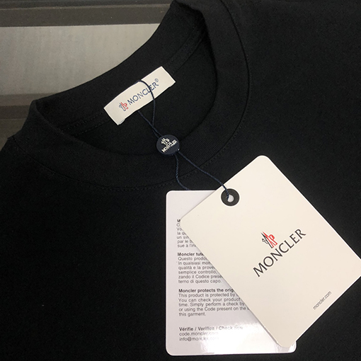 モンクレール   ファッションバック特徴プリント半袖Tシャツ