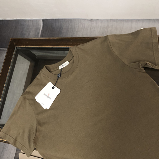 モンクレール   ファッションバック特徴プリント半袖Tシャツ