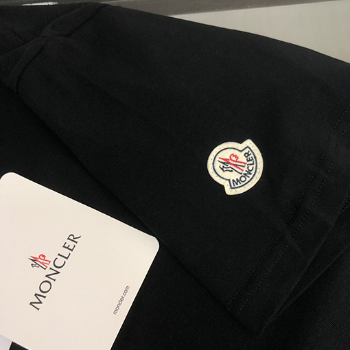 モンクレール ファッションのアルファベットプリント半袖クルーネックTシャツ