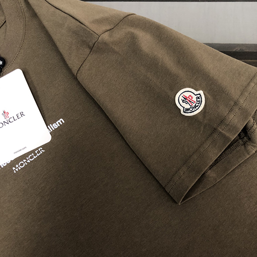 モンクレール ファッションのアルファベットプリント半袖クルーネックTシャツ