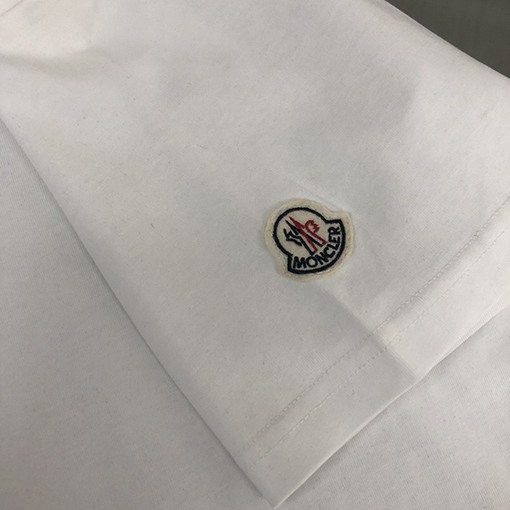 モンクレール ファッションのアルファベットプリント半袖クルーネックTシャツ