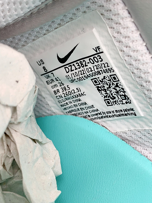 ナイキx ティファニー スニーカー コラボ Tiffany & Co. x Nike Air Force 1 Low SP