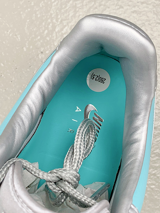 ナイキx ティファニー スニーカー コラボ Tiffany & Co. x Nike Air Force 1 Low SP