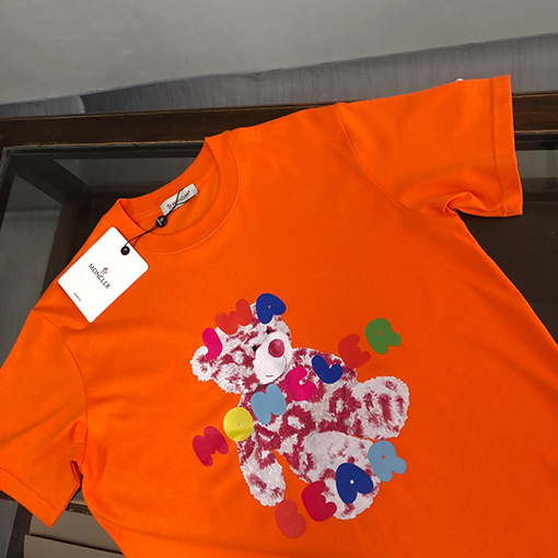 モンクレール 新しいカップルの半袖Tシャツ