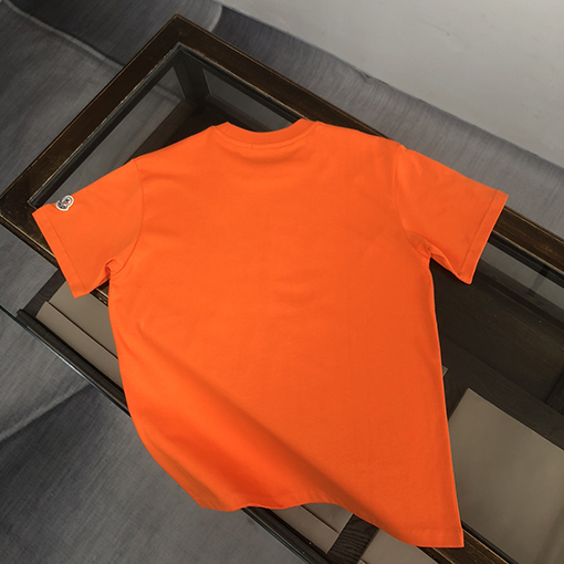モンクレール 新しいカップルの半袖Tシャツ