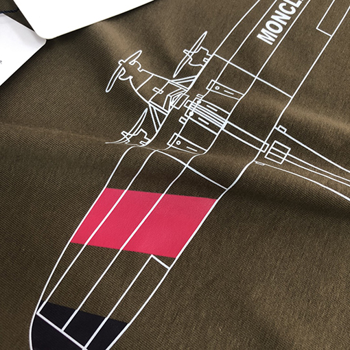 モンクレール 新しいカップルのラウンドネックプリント半袖Tシャツ