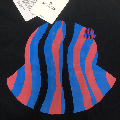 モンクレール 最新 ラウンドネック半袖Tシャツ