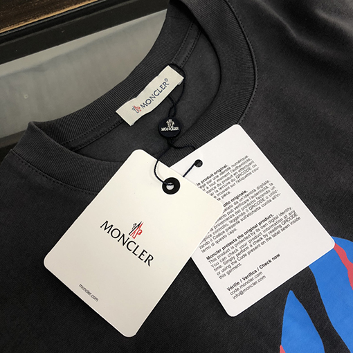 モンクレール 最新 ラウンドネック半袖Tシャツ