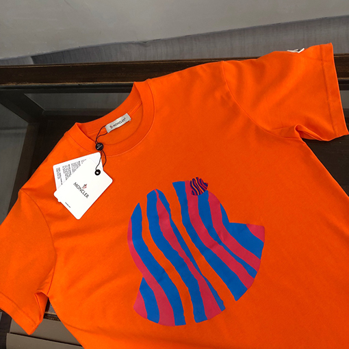 モンクレール 最新 ラウンドネック半袖Tシャツ
