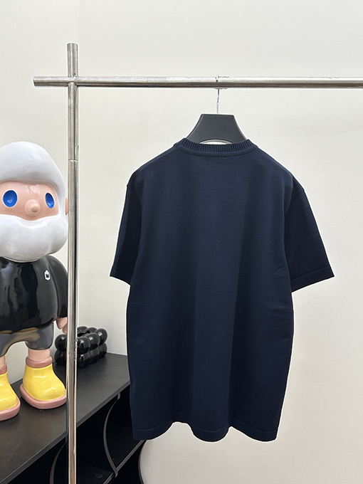 ルイヴィトン 秋冬新色ピンボタンニット半袖シャツ