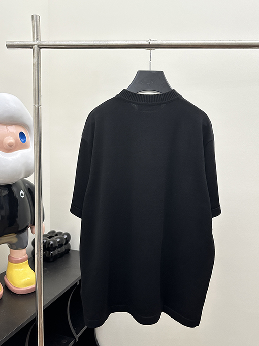 ルイヴィトン 秋冬新色ピンボタンニット半袖シャツ