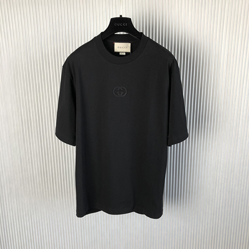 グッチ 新しい胸の刺繍文字ロゴ半袖Tシャツ