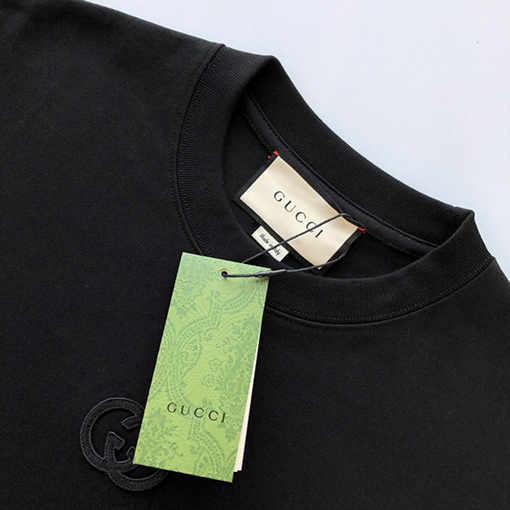 グッチ 新しい胸の刺繍文字ロゴ半袖Tシャツ