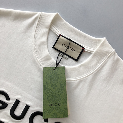 グッチ 新作アルファベット刺繍入り半袖Tシャツ
