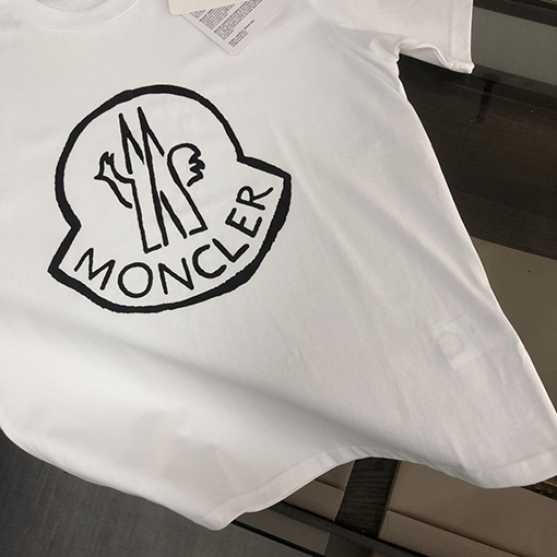 モンクレール プリント デザインの半袖Tシャツ