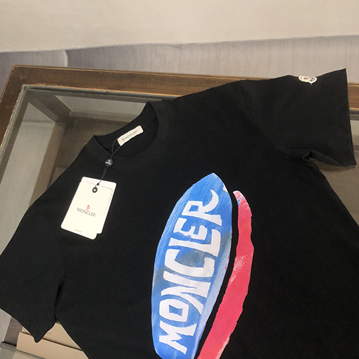 モンクレール スタイリッシュな新しいラウンドネック半袖Tシャツ