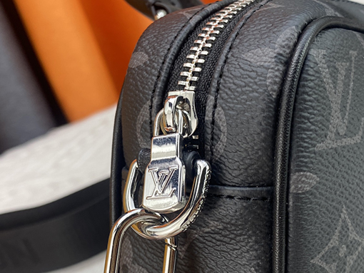 ルイヴィトン Nano Porte Documents Voyageハンドバッグ M82770